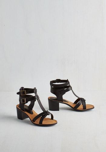 Jporiginalcorp Astoria Weekend Sandal In Black