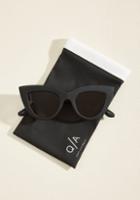 Quay Kitti Sunglasses In Noir