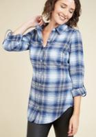  Stick To The Flannel Button-up Top In Blue In Xxs