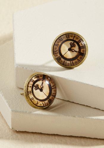  Just A Minute Detail Earrings