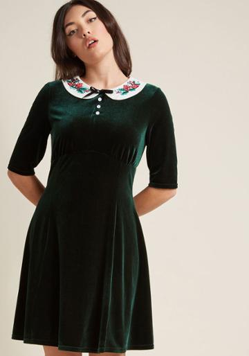 Hellbunny Hell Bunny Velvet Dress With Christmas Collar In S