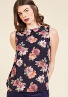  To The Nines Sleeveless Top In Antique Blooms In Xs