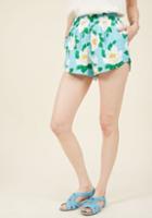 Motel Bungalow Glow Floral Shorts In Xs