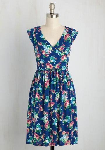 Modcloth Breezier Said Than Done Floral Dress In Cerulean In 1x