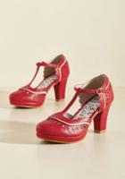  Fact Or Fashion? T-strap Heel In 7