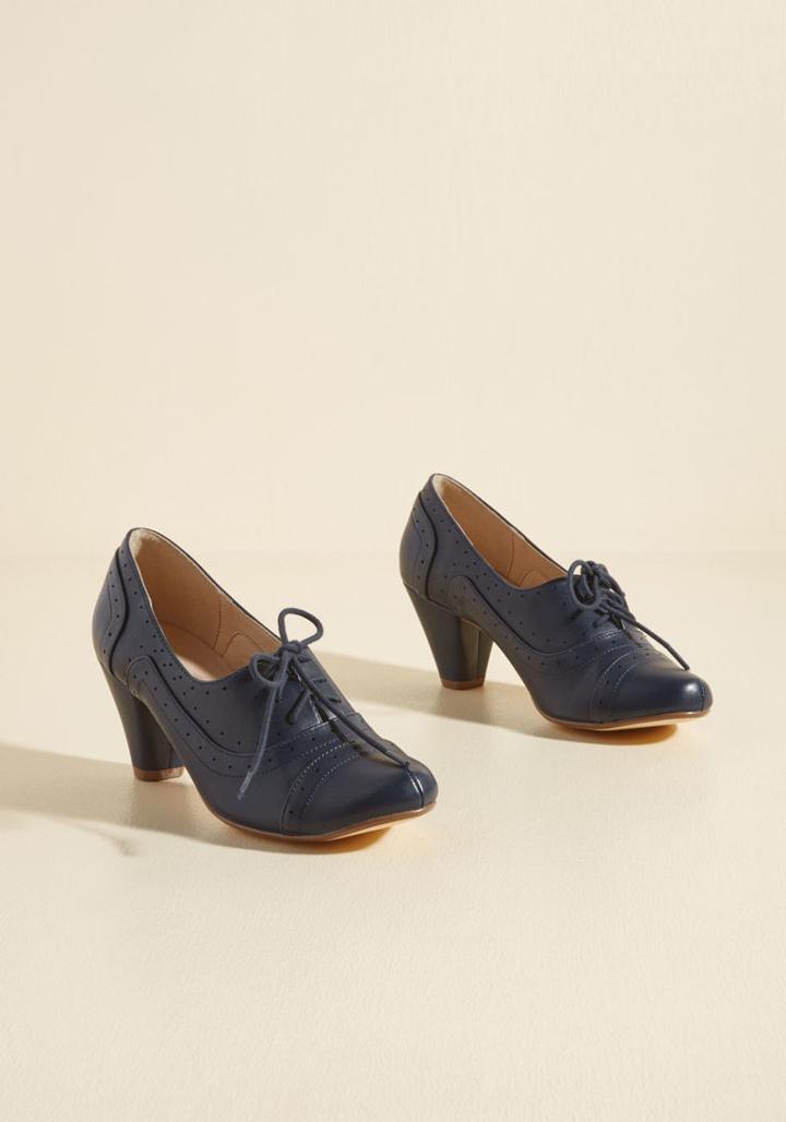 Modcloth Off And Cunning Oxford Heel In 39