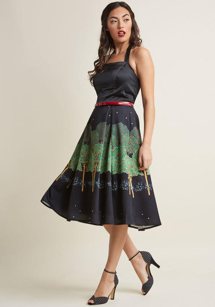 Collectif Collectif Evening Orchard Fit And Flare Dress In Xl