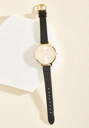  Undisputed Class Watch In Black & Gold - Big In