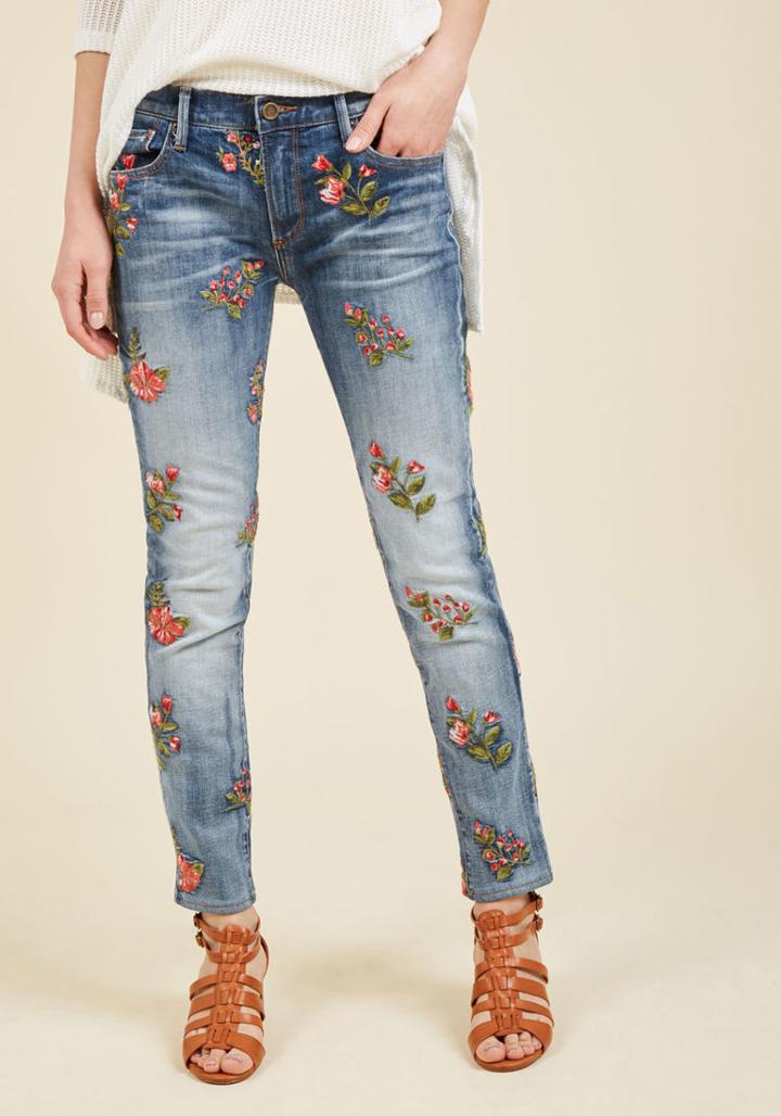  Stitchin' Sensation Skinny Jeans In 29