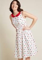 Modcloth Standing Cultivation Dress In Flirty In 1x