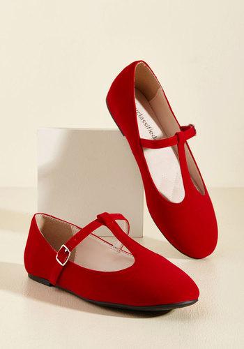  Toe-tap In Velvet Flat In Rouge In 6