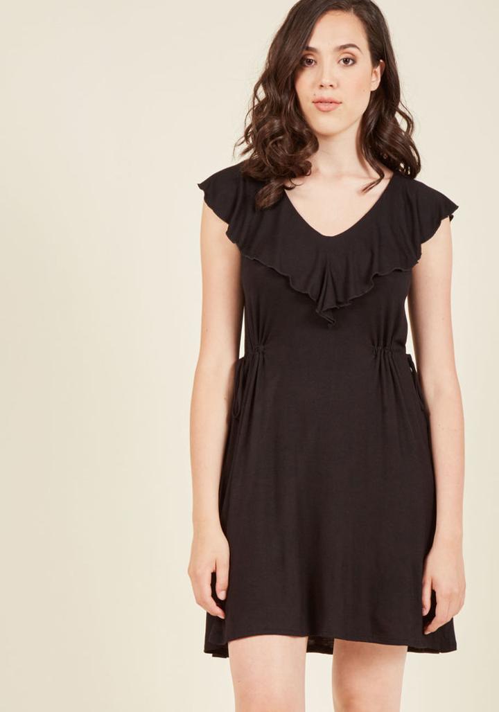 Modcloth Ruffle Front Knit Dress In Jet Black In Xxs