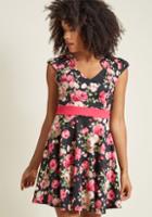 Modcloth The Story Of Citrus Floral Dress In Noir Blossom In M