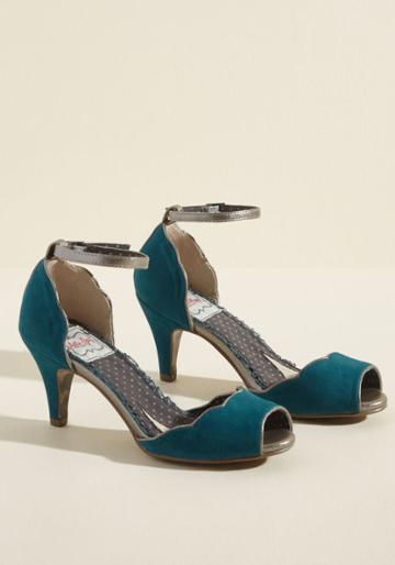 Bettiepage Scratchin' Circles Peep Toe Heel In 6
