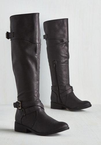Eastlioncorpqupid First To Rehearsal Boot In Black