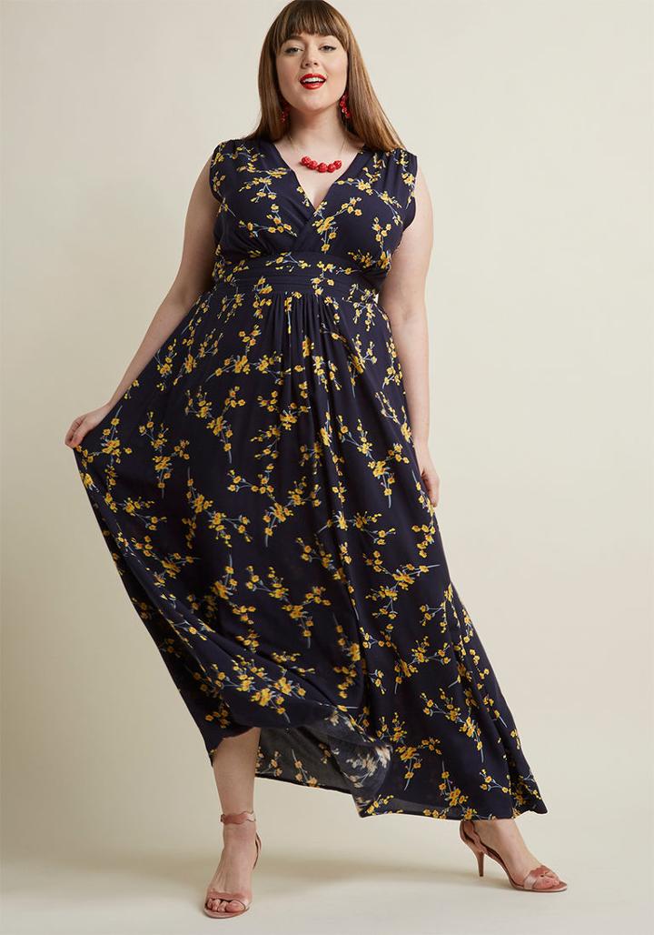 Modcloth Serene Dream Maxi Dress In Navy Blossom In Xs