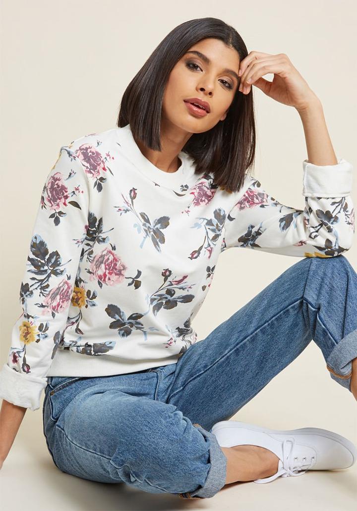 Modcloth Famously Feminine Floral Sweatshirt In Ivory In 3x