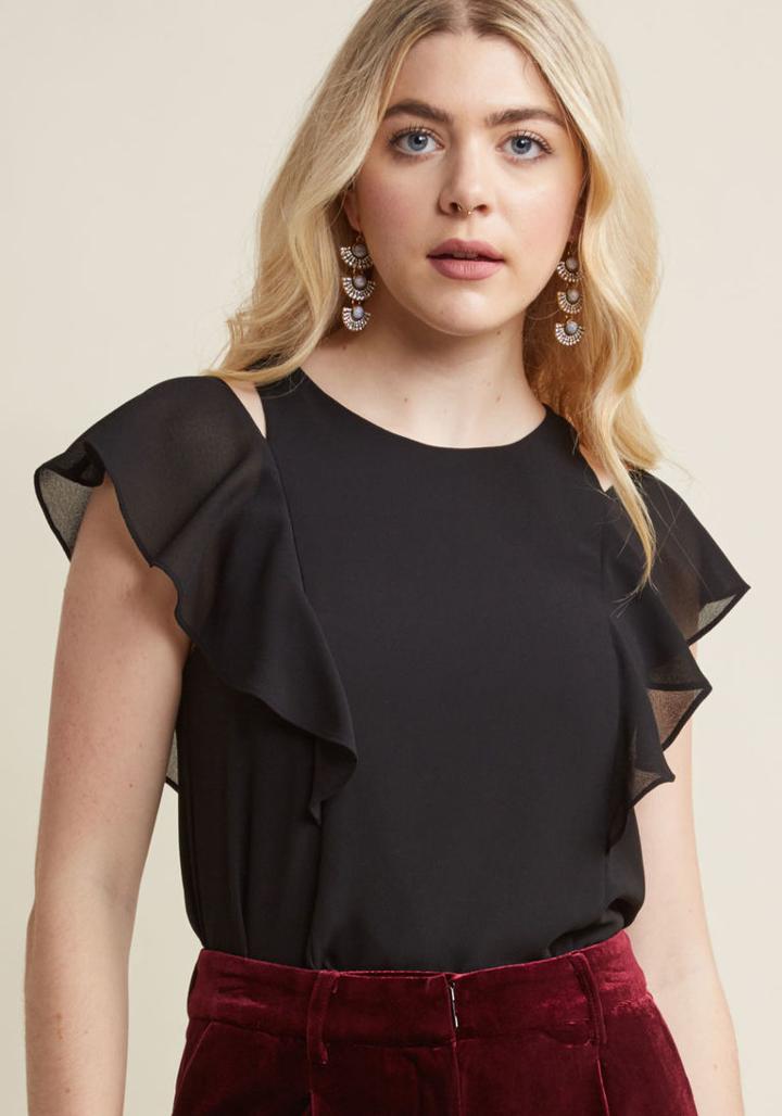Modcloth Fancy Meets Frilly Cutout Ruffle Top In Black In 3x