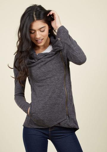 Modcloth Airport Greeting Cardigan In Charcoal