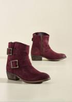  Castanets Suede Boot In 6