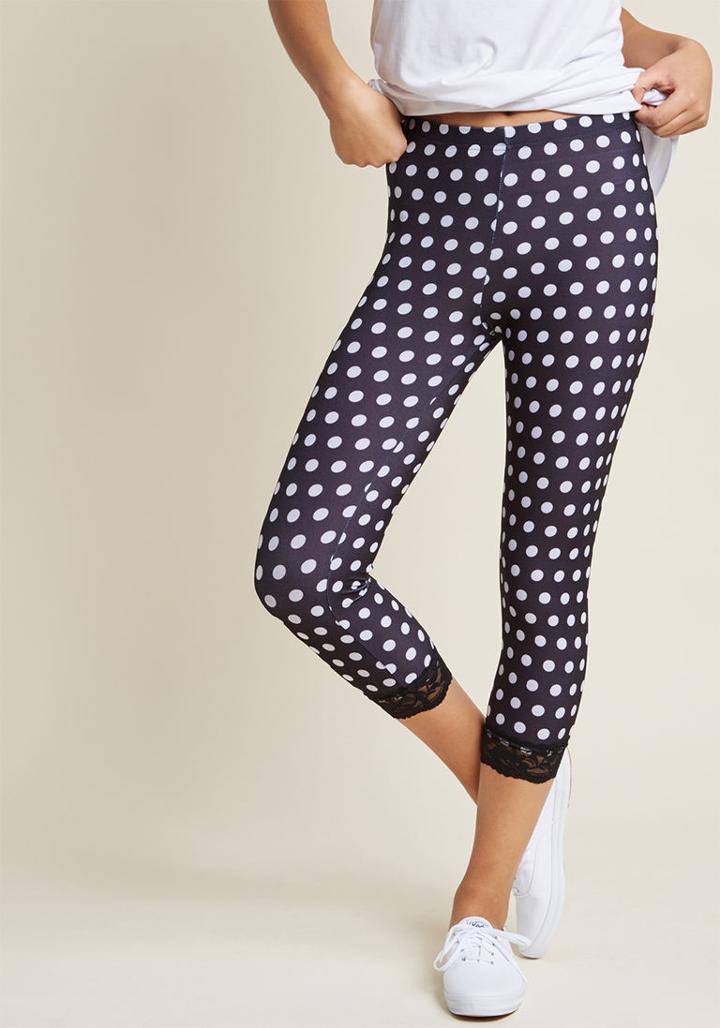 Modcloth A Fine Foundation Leggings In Dotted Black In 4x
