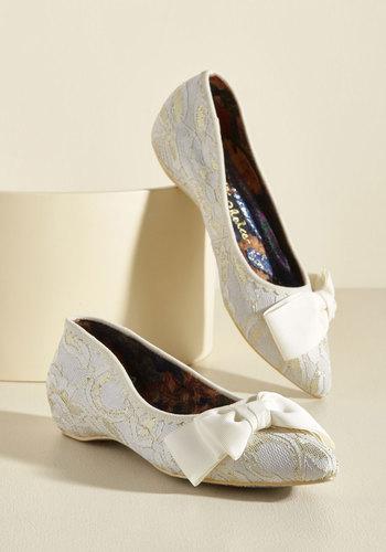 Irregularchoice Of Novella Proportions Lace Flat