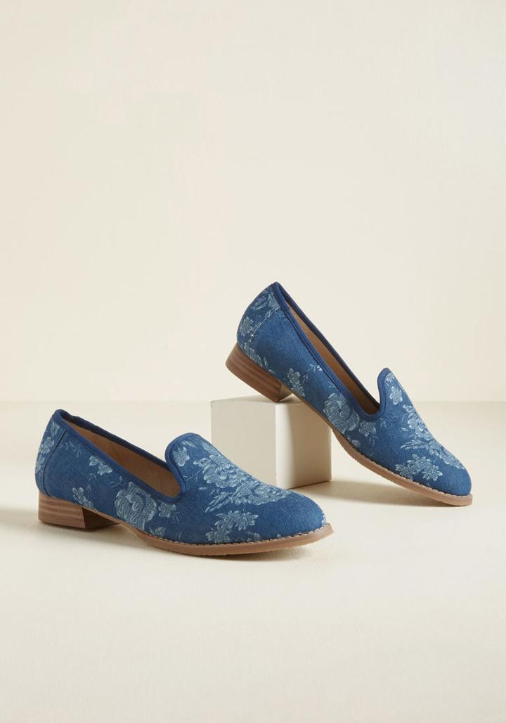 Modcloth Situated In Style Loafer In 6.5