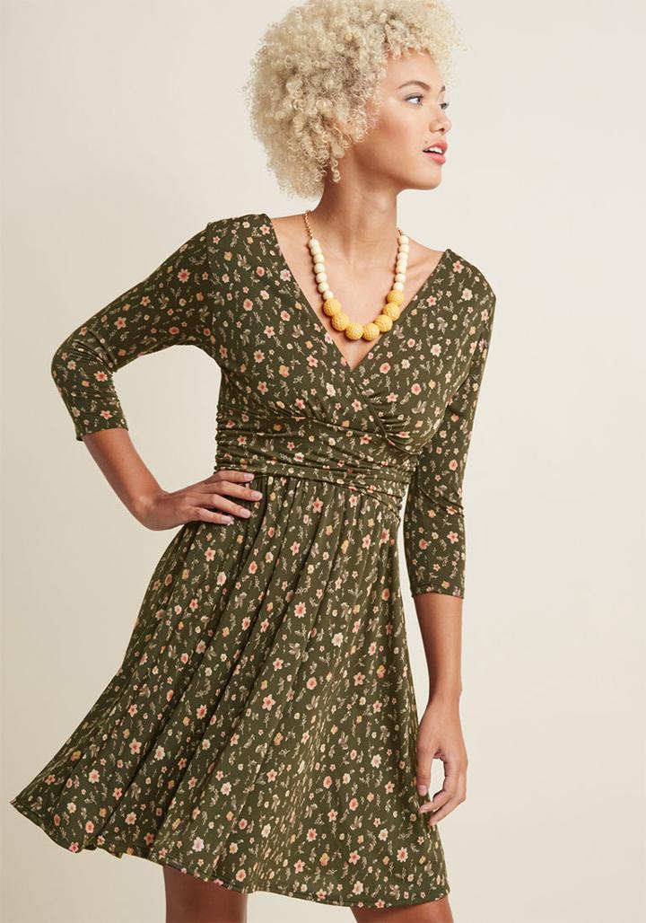 Modcloth Surplice Knit A-line Dress In Forest In 1x