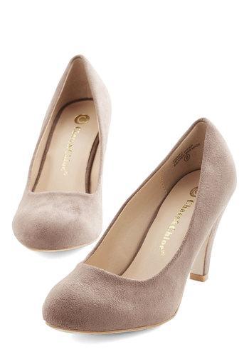Intouchfootwear Minimalist Marvel Heel In Taupe