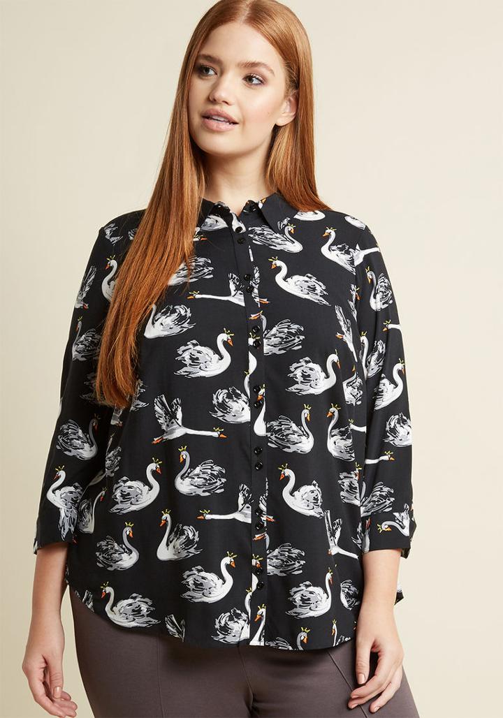 Modcloth Sunny Spirit Button-up Top In Black Swans In 3x