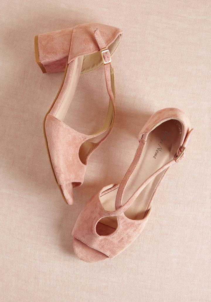 Modcloth Crisscross My Heart Block Heel In Rose In 38