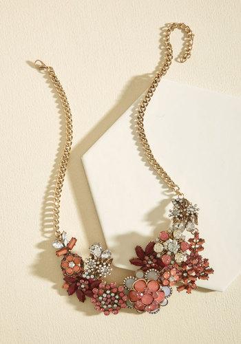  Vow To Wow Necklace In Fuchsia