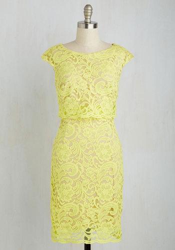 Sangria Presh Squeezed Dress