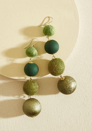 En Vogue Embellishment Earrings