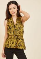  Great Gal In The Corner Office Sleeveless Top In Mustard In Xs