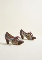 Chelseacrew Chelsea Crew Notch Your Step Oxford Heel In Tapestry In 40
