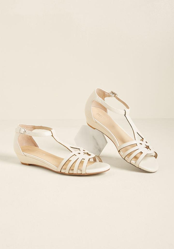 Chelseacrew Chelsea Crew Wanna Prance With Somebody Sandal In Ivory In 39