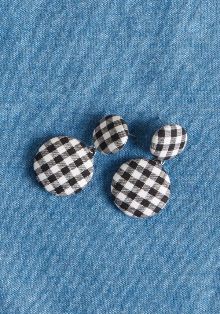 Modcloth Ear To The Round Earrings