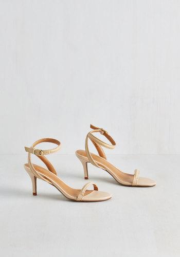 Reportsignature Wow We're Talkin' Heel In Ecru
