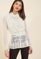  Delicate Diner Lace Jacket In Eggshell In Xl