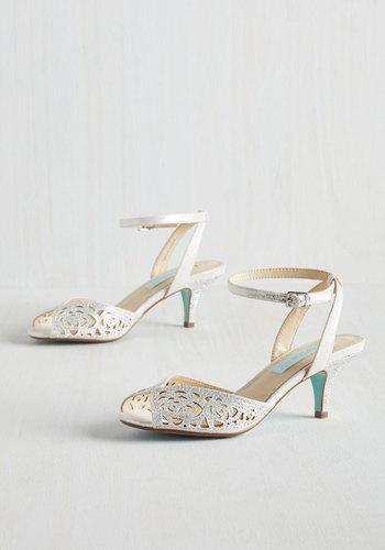 Betseyjohnsonfootwear Glisten To Reason Heel In Pearl
