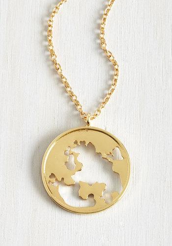 Reigndesigns Hot To Globetrot Necklace