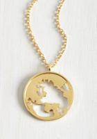 Reigndesigns Hot To Globetrot Necklace