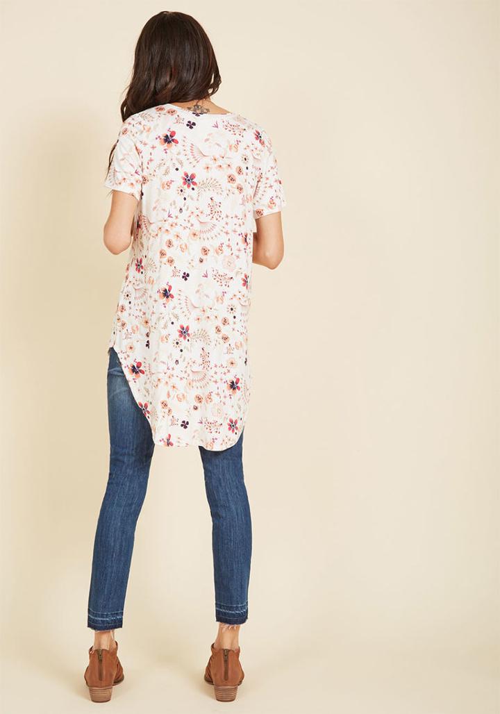 Modcloth Packing Preserves T-shirt In Rustic Blossom In 1x