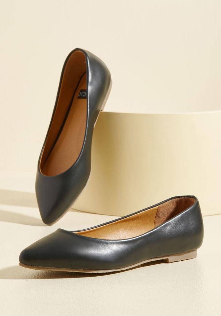 Modcloth Automatic Admiration Vegan Flat