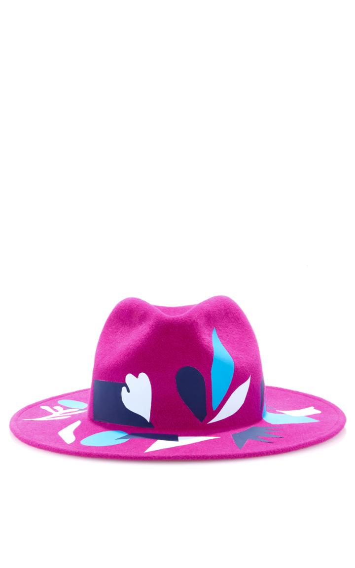 Laura Apsit Livens Rosado Trilby