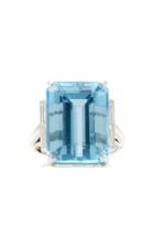 Moda Operandi Simon Teakle One Of A Kind Vintage Aquamarine Ring