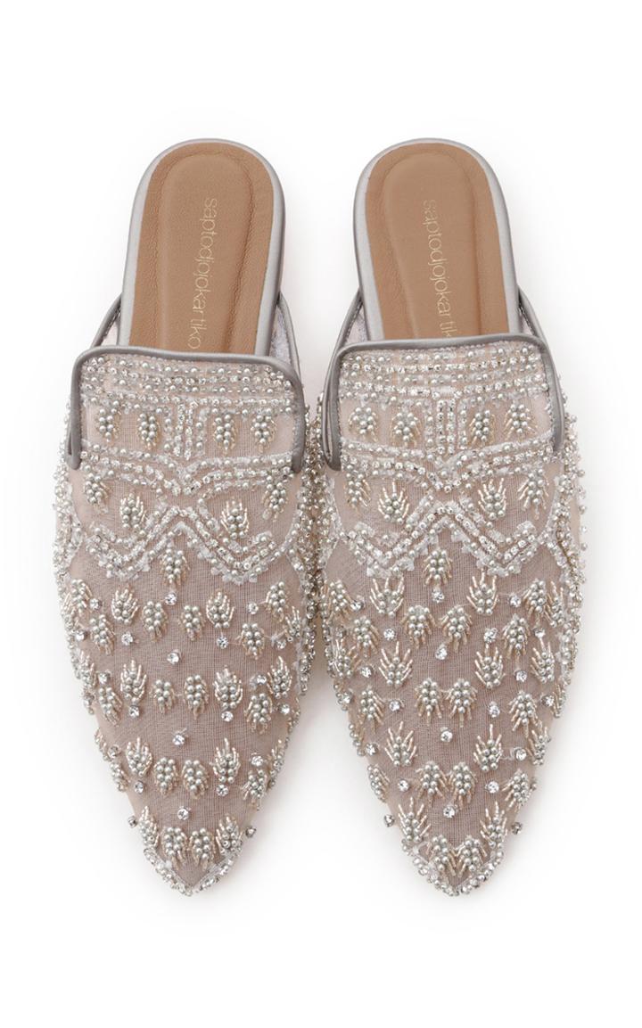 Saptodjojokartiko Grey Embroidered Mule