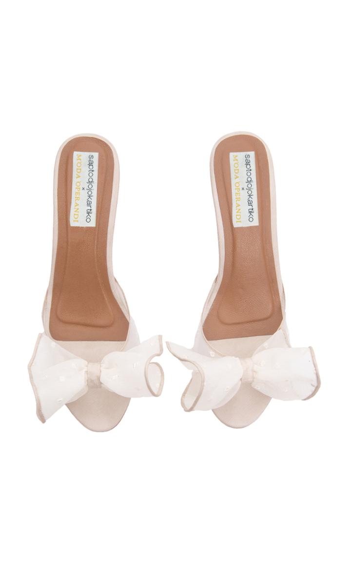 Saptodjojokartiko M'o Exclusive: Sitta Organza Sandals