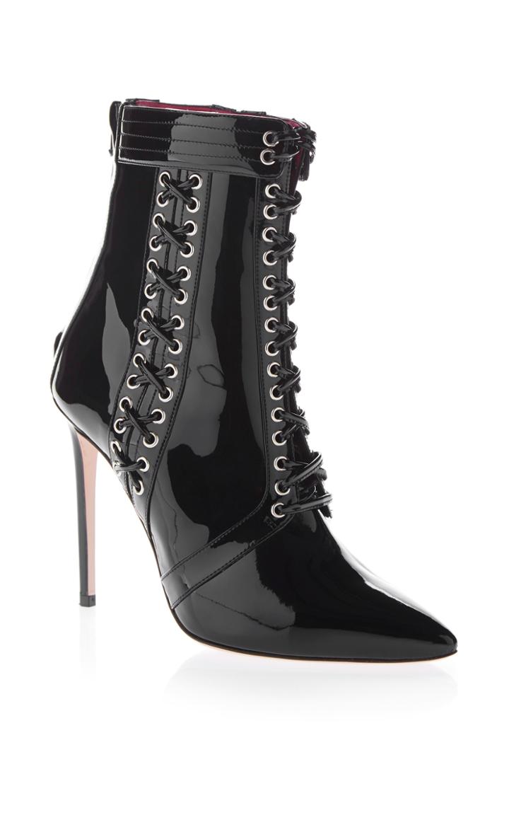 Oscar Tiye Samira Bootie